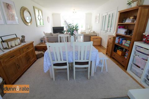 3 bedroom detached house for sale, Millrise Road, Stoke-On-Trent ST2