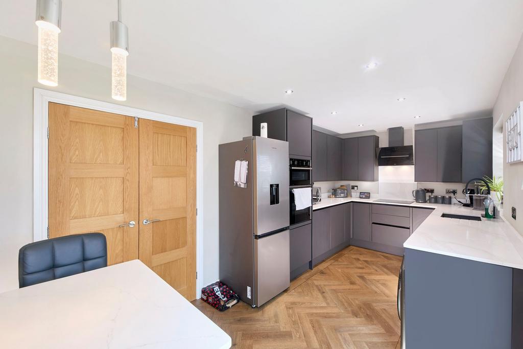 Kitchen diner