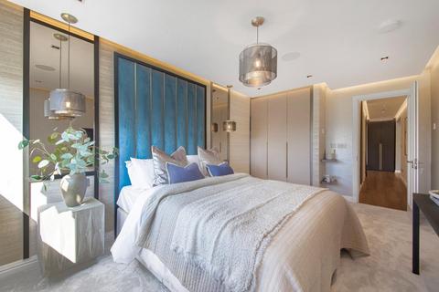 3 bedroom penthouse for sale, Acol Road, South Hampstead, NW6