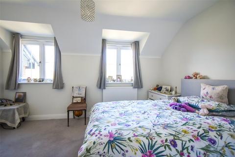 3, Acorn Court Elms Road, Hook, RG27 9YL