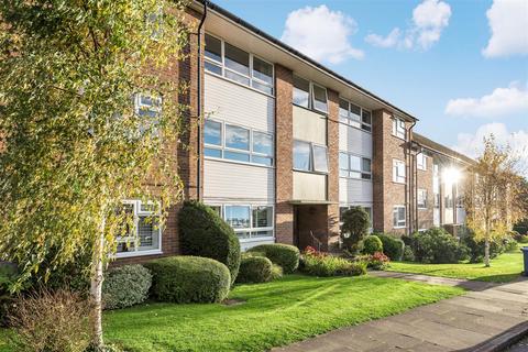 2 bedroom flat to rent, Leigh Court, Byron Hill Road, Harrow on the Hill