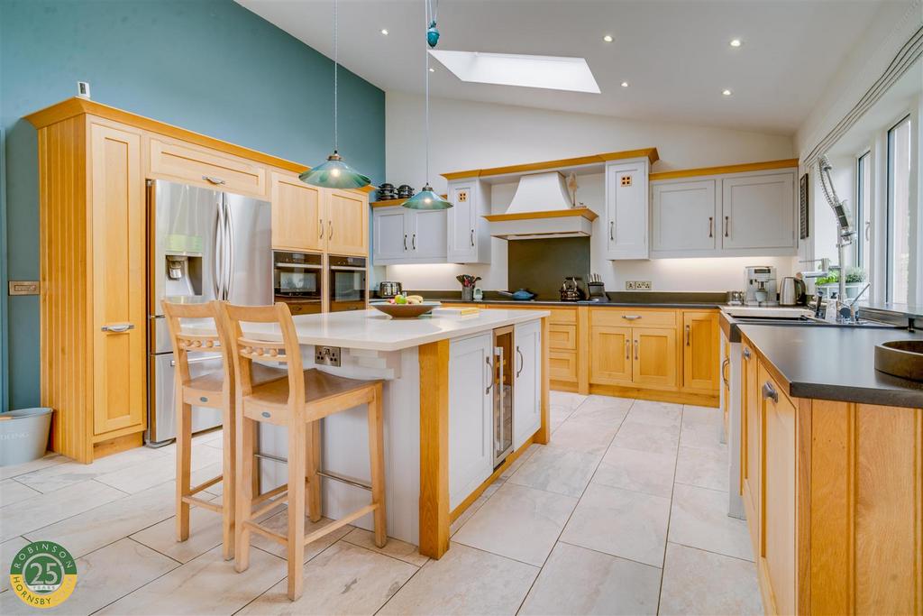 Kitchen Diner 5.jpg