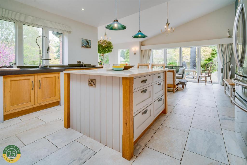 Kitchen Diner 8.jpg