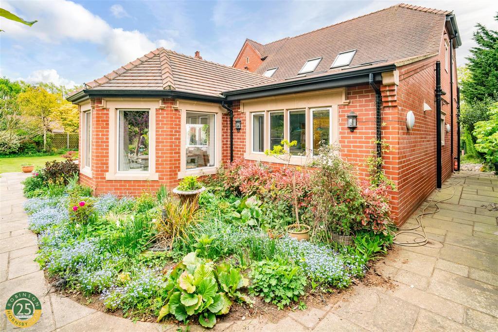 Rear Garden 6.jpg