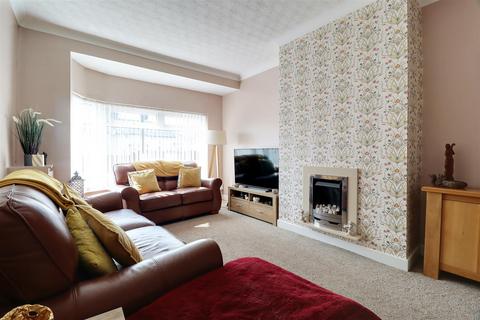 2 bedroom semi-detached bungalow for sale, Haven Avenue, Brough
