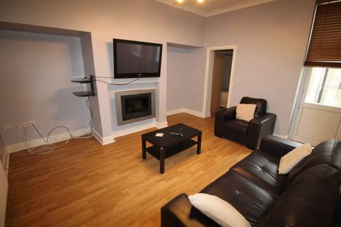 2 bedroom flat to rent, Thornleigh Road, Newcastle upon Tyne NE2