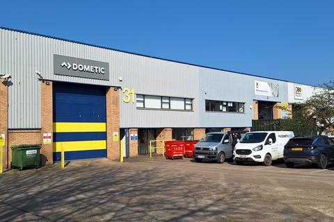 Industrial unit to rent, Unit 31, Ashchurch Business Centre, Alexandra Way, Ashchurch, Tewkesbury, Gloucestershire, GL20 8NB