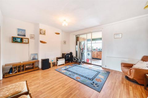 undefined, Streatham Road, Mitcham CR4