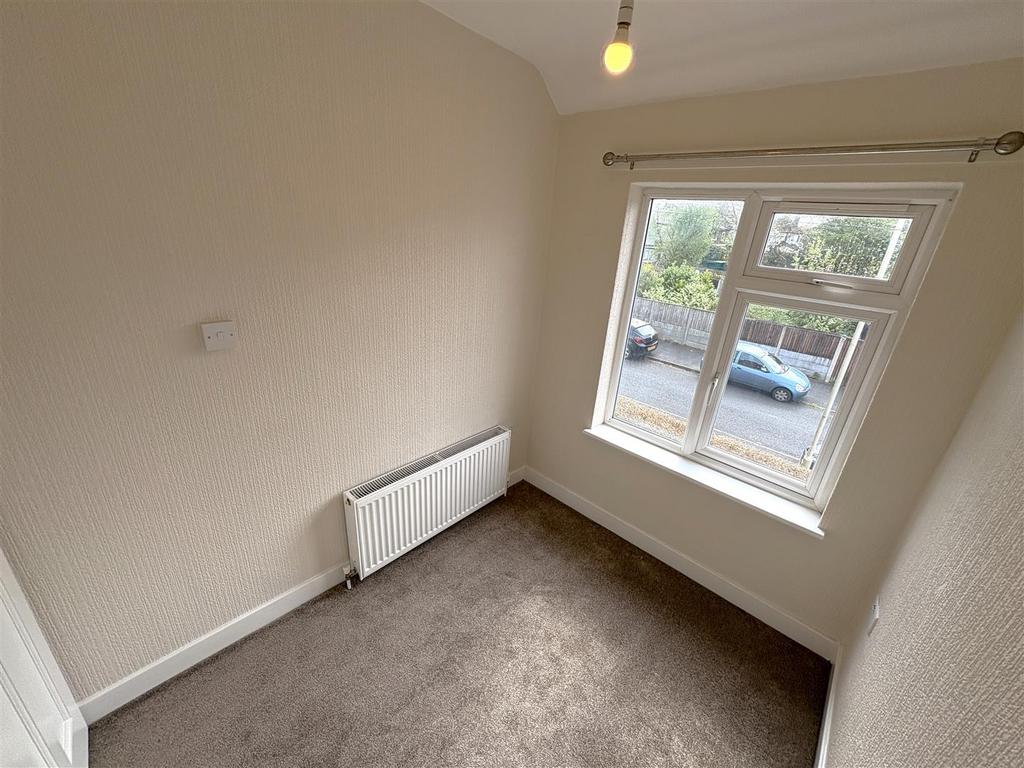 Third bedroom.JPG