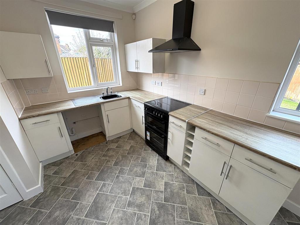Kitchenn.JPG