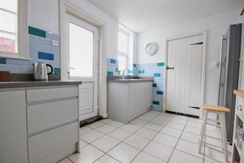 40 Burton Road, Hornsea, HU18 1QY