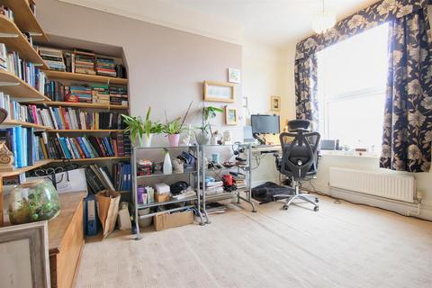 40 Burton Road, Hornsea, HU18 1QY