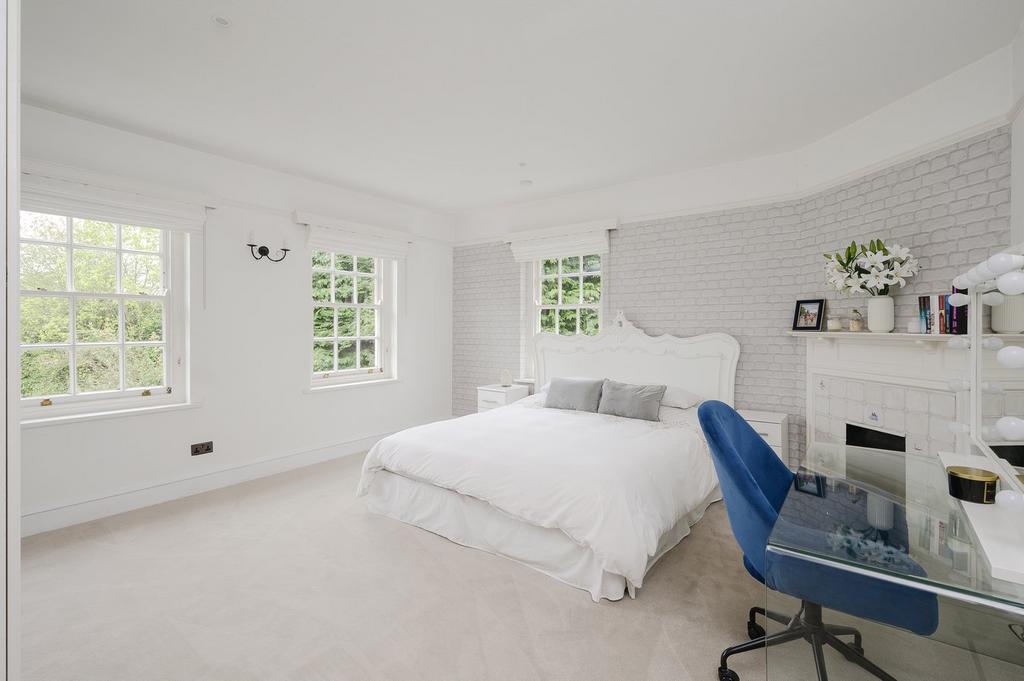Bedroom 4