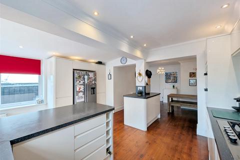 2 bedroom semi-detached house for sale, Nettlestone Hill, Nettlestone, Seaview, PO34 5DU
