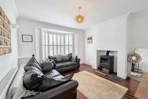 2 bedroom semi-detached house for sale, Nettlestone Hill, Nettlestone, Seaview, PO34 5DU