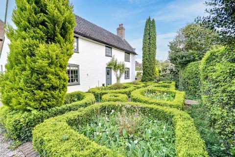 3 bedroom detached house for sale, Derby Road, Bramcote