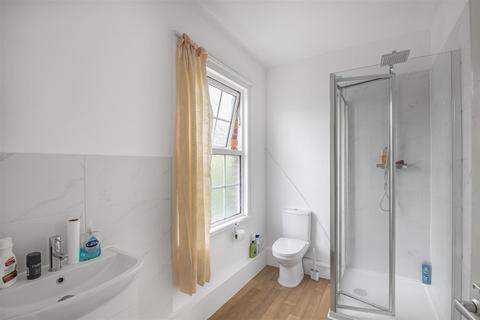 3 bedroom terraced house for sale, Heathwall Street, London SW11