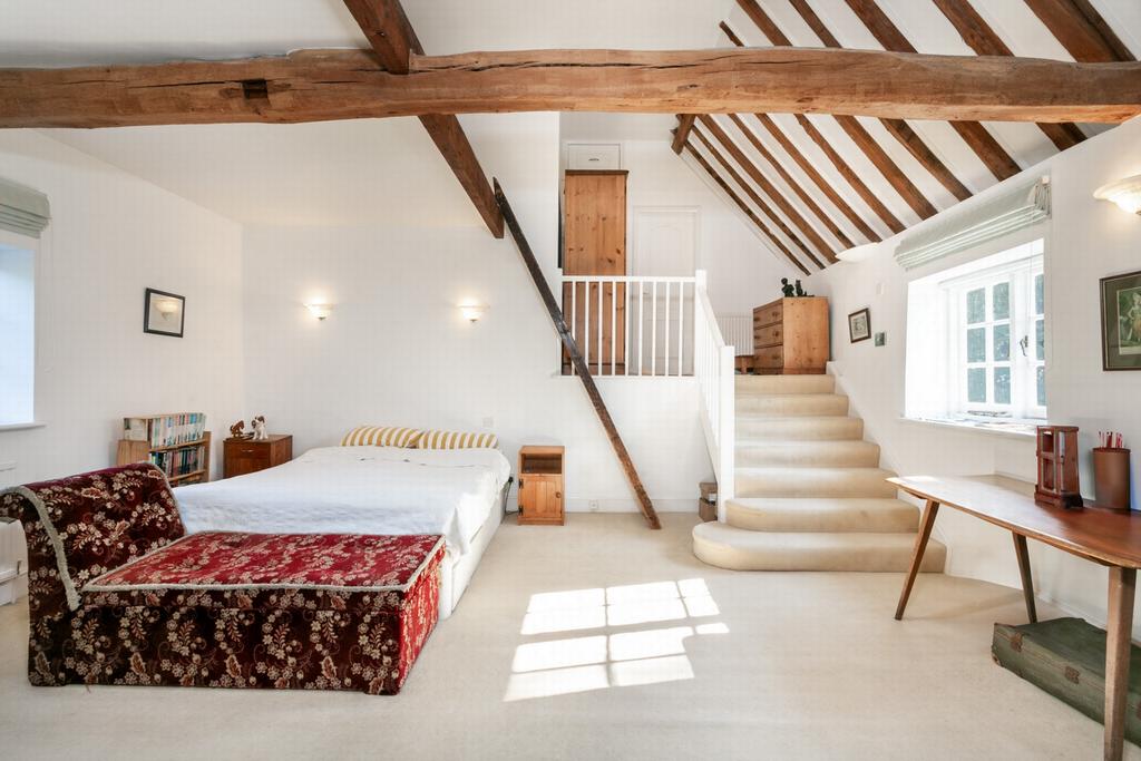 Principal bedroom