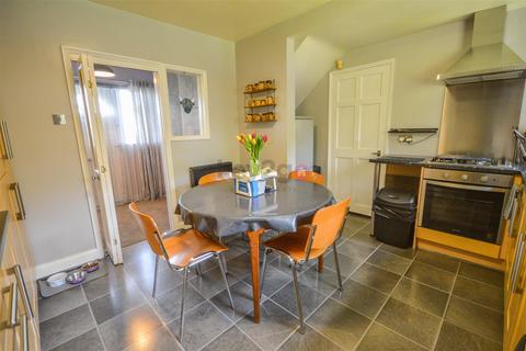 9 Ravenscroft Crescent, Sheffield, S13 8PP