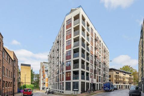 Capstan Court, Wapping Wall, London, E1W
