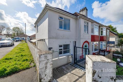 2 bedroom end of terrace house to rent, Hirmandale Road, Plymouth PL5