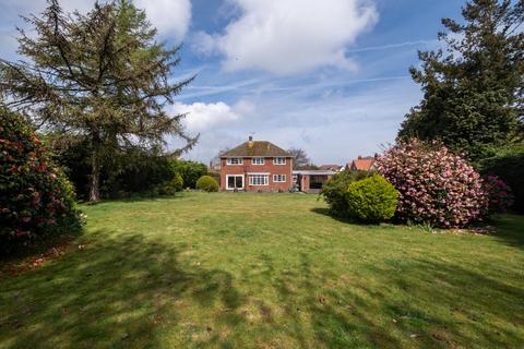 Beechwood Hawksdown, Walmer, Deal, CT14 7PJ