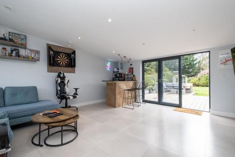 Beechwood Hawksdown, Walmer, Deal, CT14 7PJ