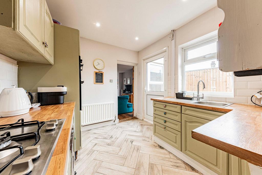 Kitchen (1)