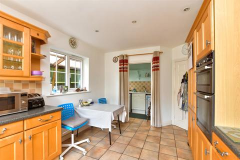 9 Hitherwood Close, Reigate, RH2 0JJ