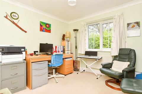 9 Hitherwood Close, Reigate, RH2 0JJ