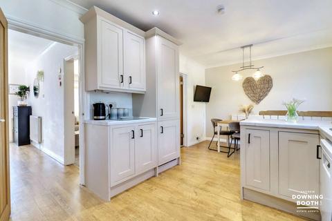 23 Benson Close, Lichfield, WS13 6DA