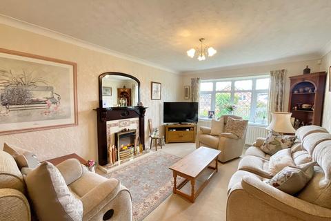 3 bedroom detached bungalow for sale, Barbrook Avenue, Stoke-On-Trent, ST3
