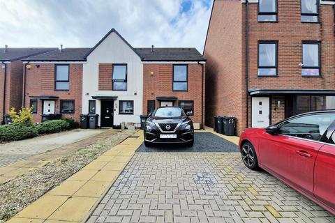 2 bedroom end of terrace house to rent, Topland Grove, Northfield, Birmingham, B31