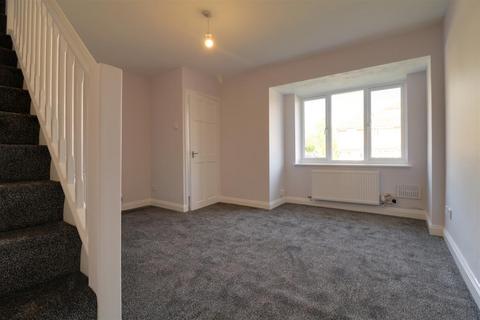 2 bedroom property to rent, Acorn Close, Cannock