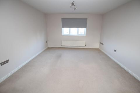 2 bedroom apartment to rent, Lodge Road, Thackley, Bradford