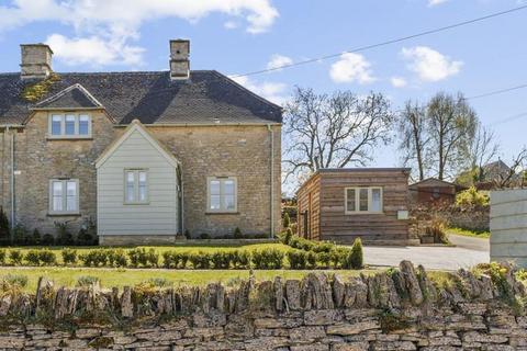undefined, Hawling, Cheltenham, Gloucestershire, GL54