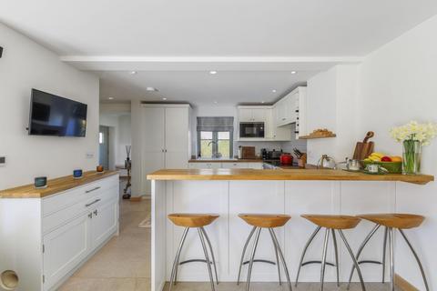 undefined, Hawling, Cheltenham, Gloucestershire, GL54
