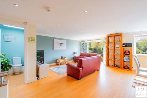 undefined, Lower Woodfield Road, Torquay