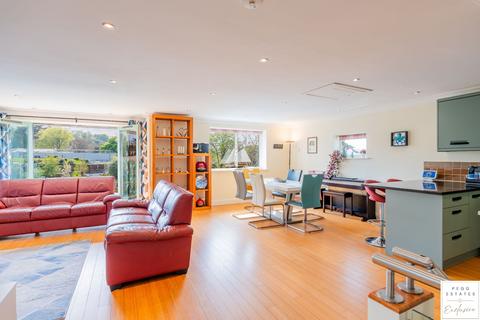 undefined, Lower Woodfield Road, Torquay