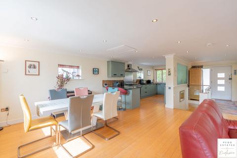 undefined, Lower Woodfield Road, Torquay