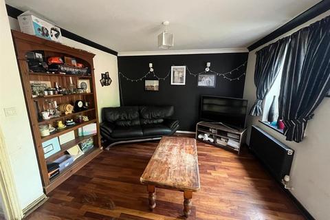 4 bedroom end of terrace house for sale, Cae Llwydcoed, Bridgend CF31