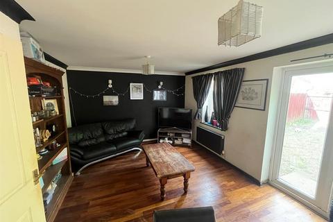 4 bedroom end of terrace house for sale, Cae Llwydcoed, Bridgend CF31