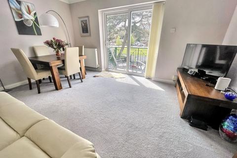 2 bedroom flat for sale, Bournemouth