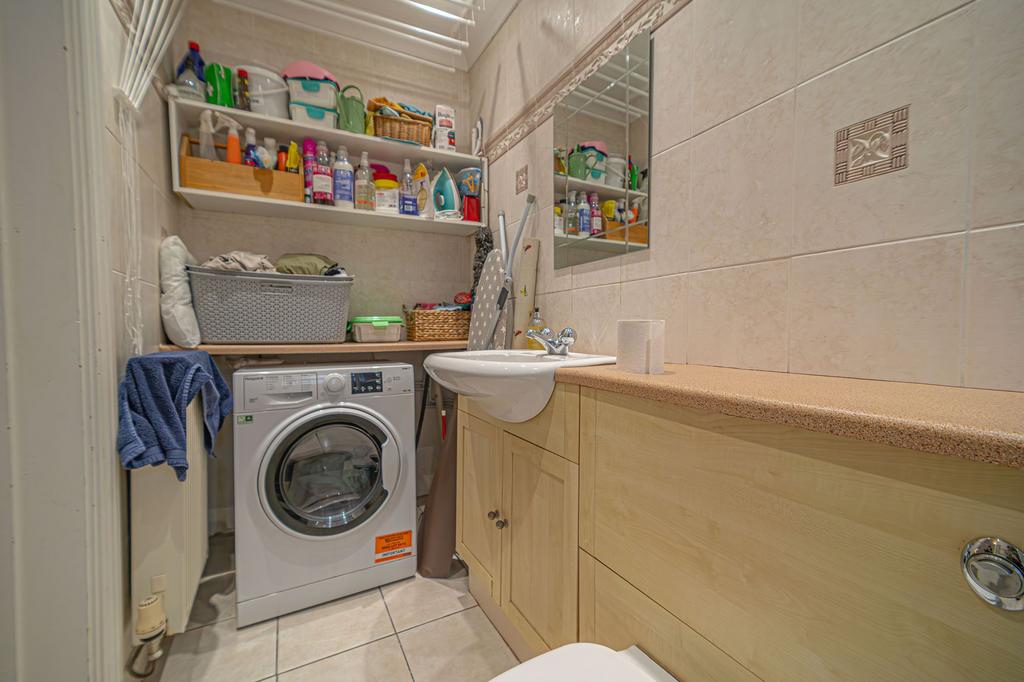Utility/Shower room