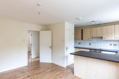 1 bedroom apartment to rent, at North East & South West, Flat 9, Francis Court, 3, Myers Lane SE14