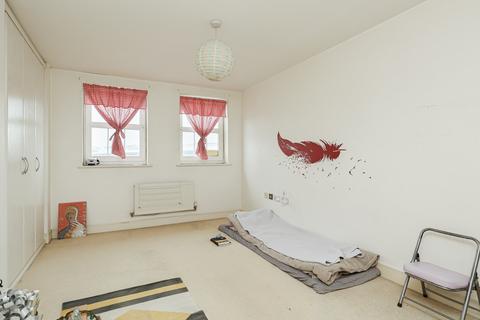 Flat 16, Wilson Court Allenby Road, London, SE28 0AL