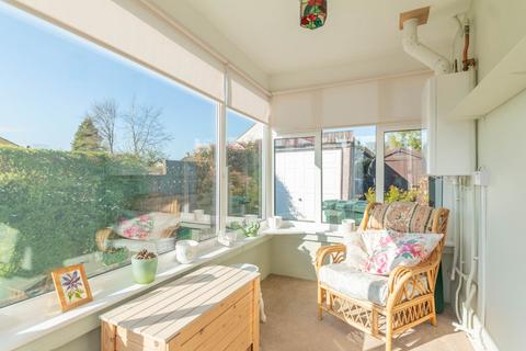 2 bedroom bungalow for sale, Moorland Avenue, Bingley, West Yorkshire, BD16