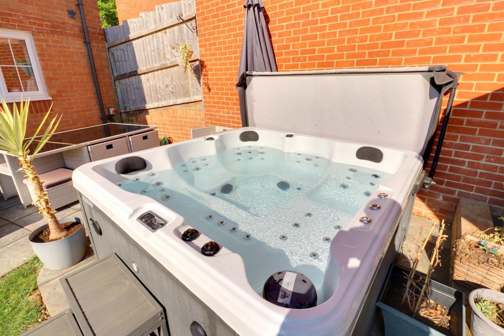 Hot tub