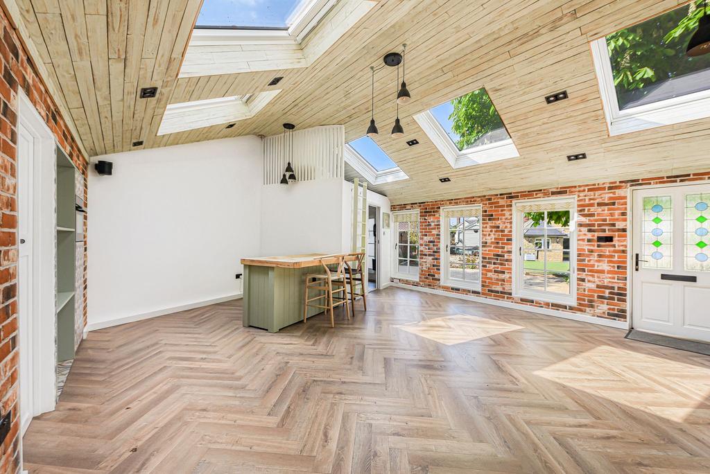 Annex/Entertaining Space