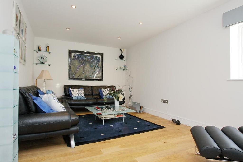 Longacre cottage ph7.JPG
